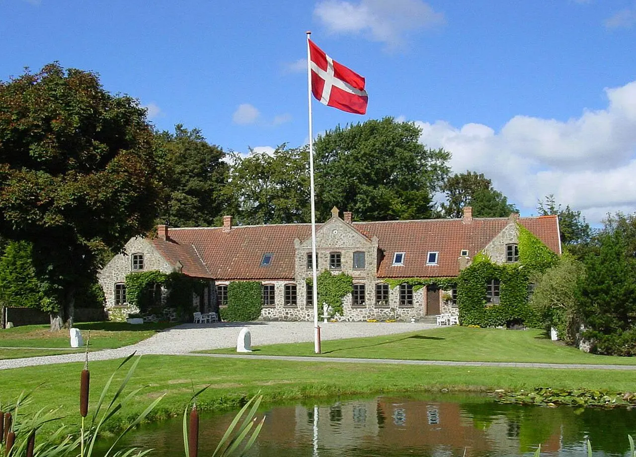 Lille Restrup er en hovedgård ved Aalestrup i Vesthimmerlands Kommune