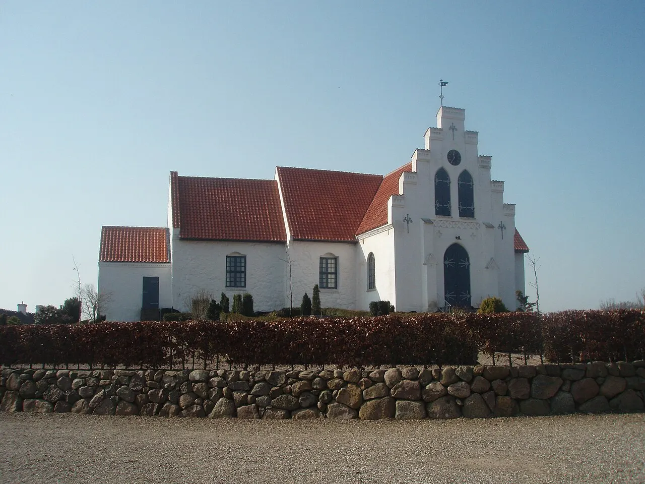 Asserballe Kirke på Als. April 2009