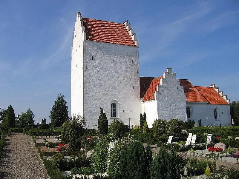 Elling kirke fra syd