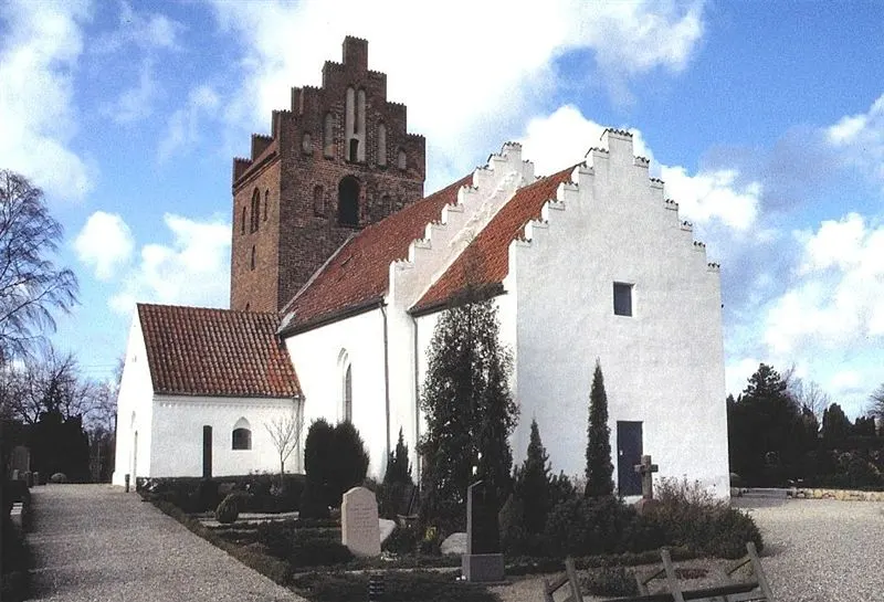 Gundsømagle Kirke i Danmark. Gundsømagle kirke