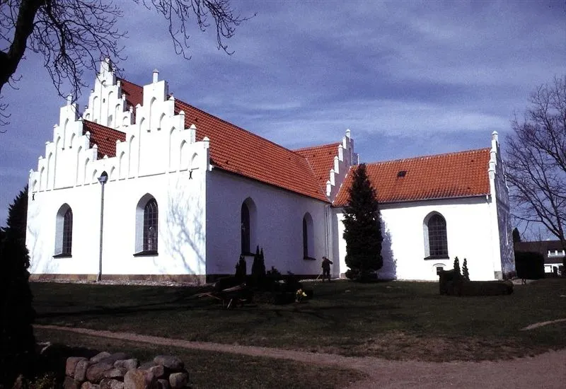 Hårby Kirke i Danmark. Hårby kirke
