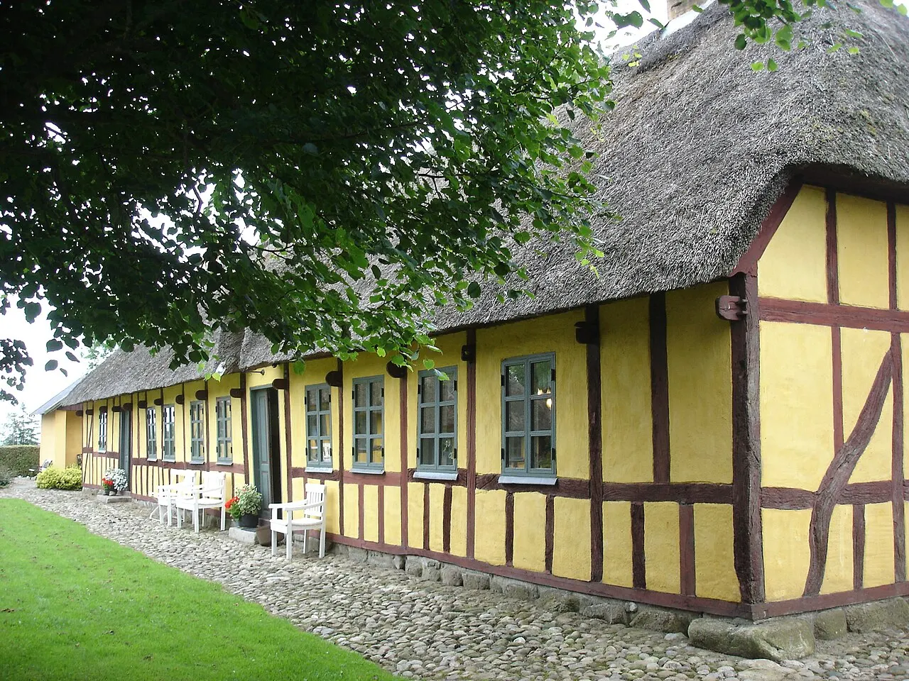 Hornborghuset fra ca. 1750, flyttet til Hjortsvang Museum 1991-92