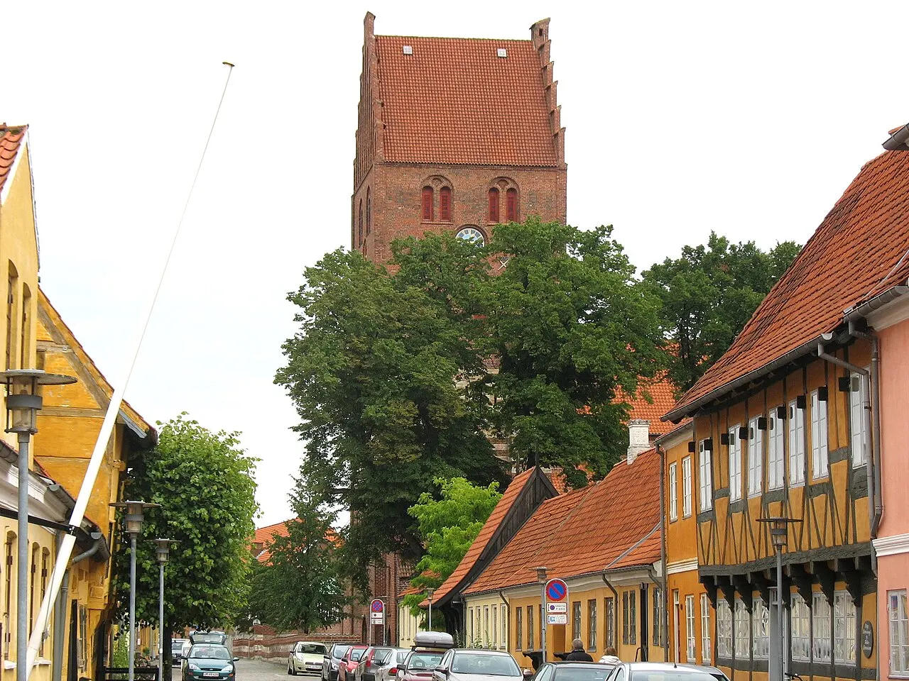 Kirkestræde med udsigt til Køge Kirke.