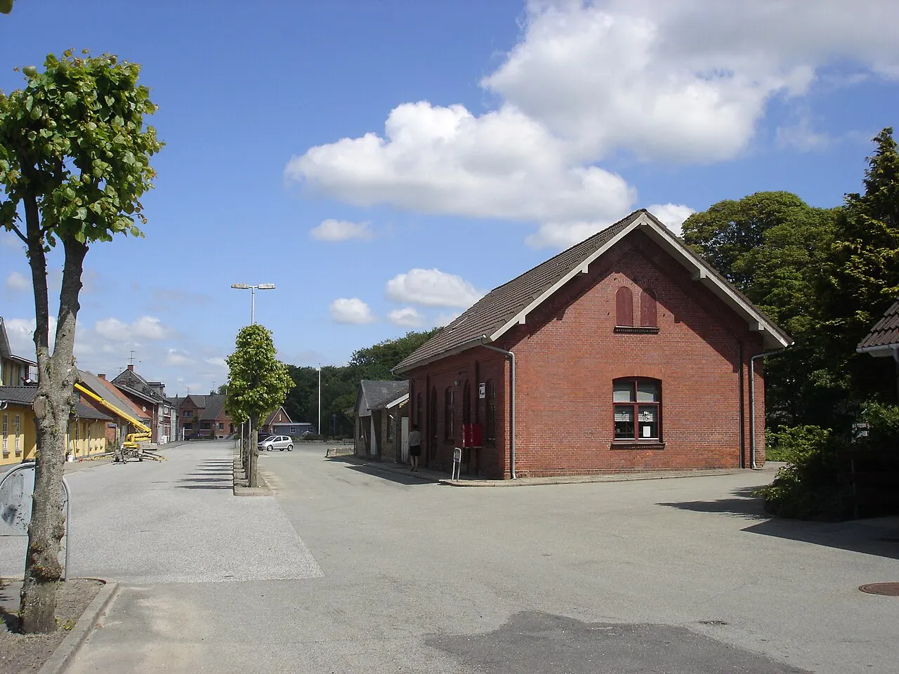Møldrup Station fra vejsiden