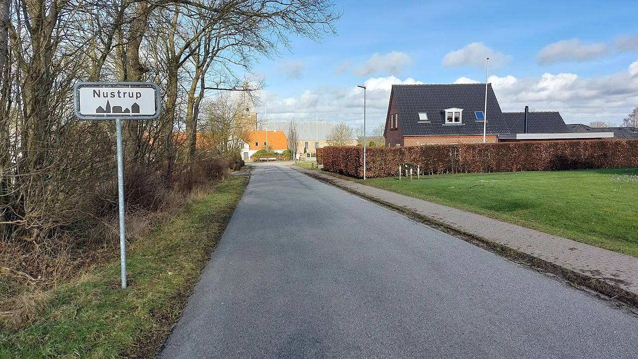 Byskilt på Møllevej i Nustrup