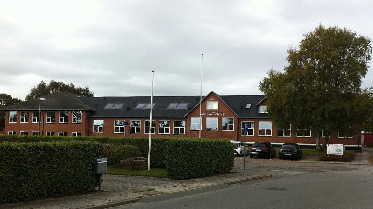 Skovlund Friskole