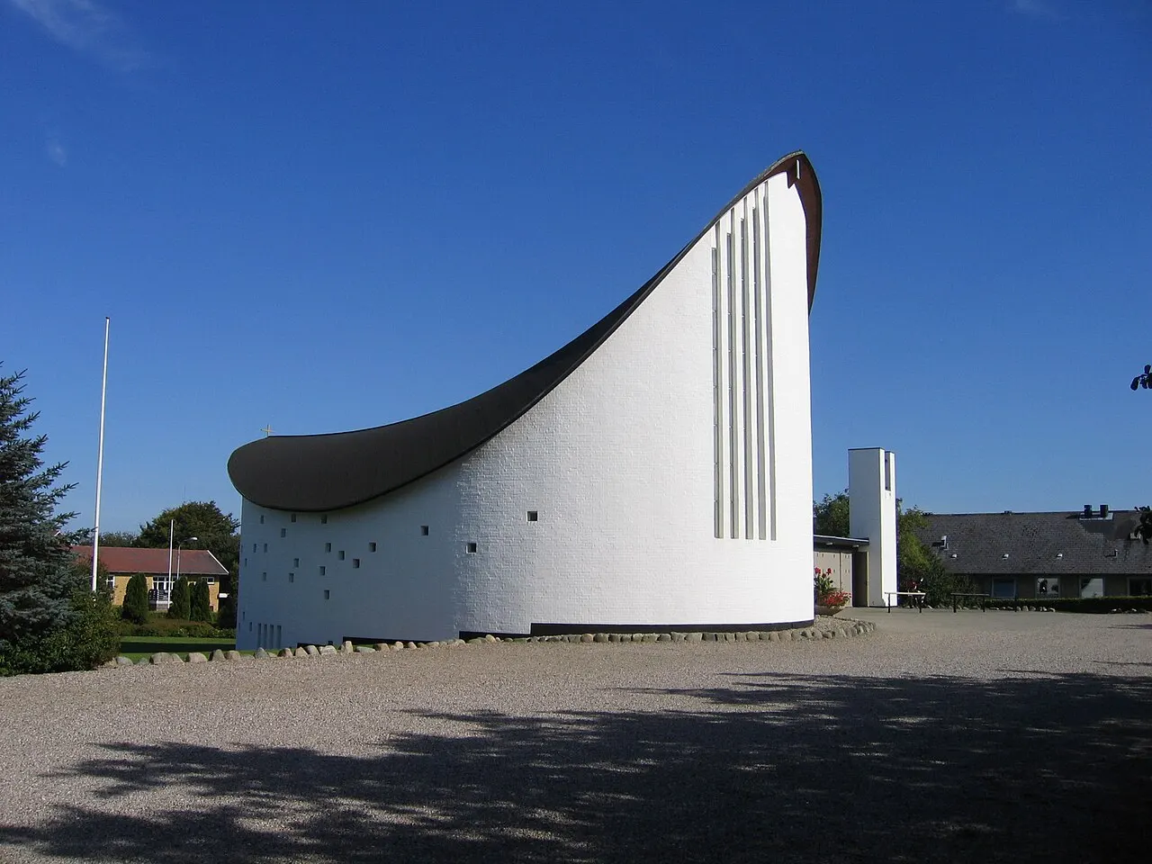 Strandby Kirke, Aalborg Stift