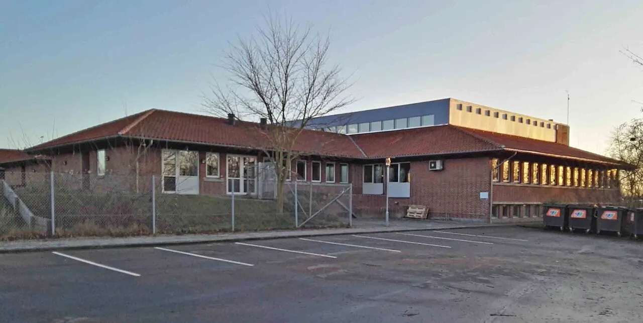 Den tidligere Ullerslev kommunes rådhus på Ullerslev-Centret 32, nu den integrerede daginstitution Vibereden