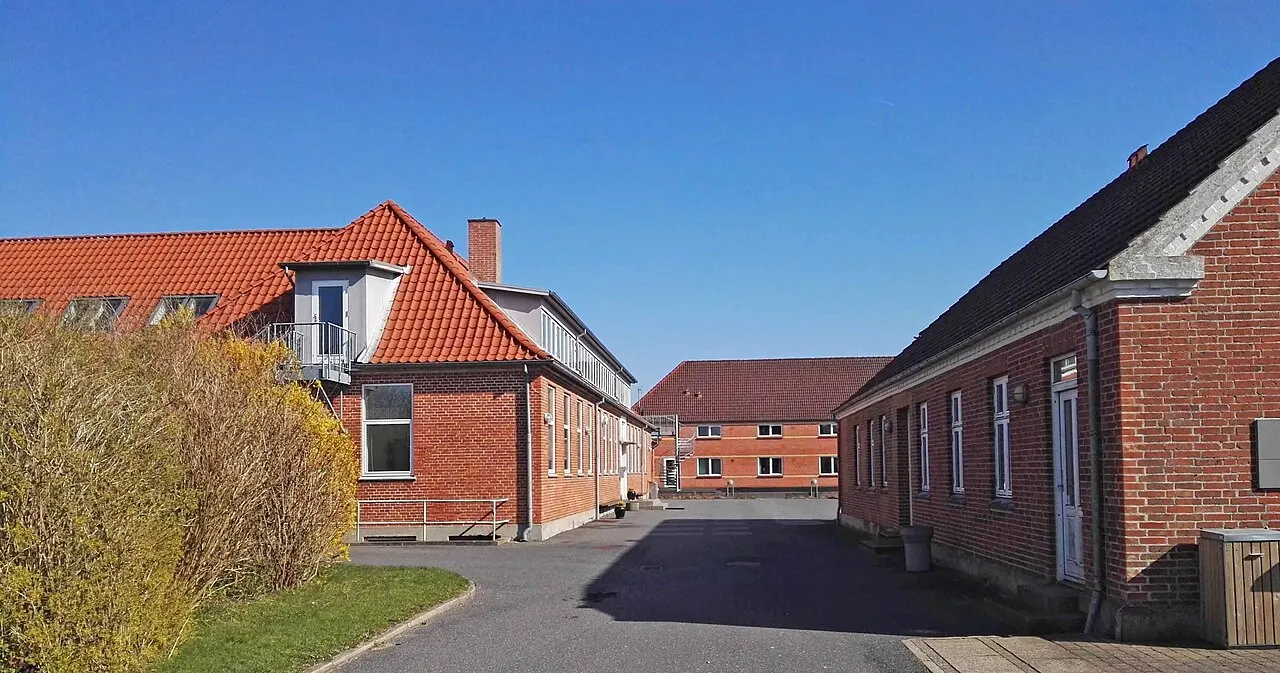 Den gamle skole i Vester Torup, senere efterskole, nu Vester Thorup Højskole